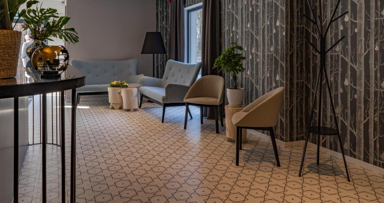 Hotel Odpocznia Resort I Las Jaracz エクステリア 写真