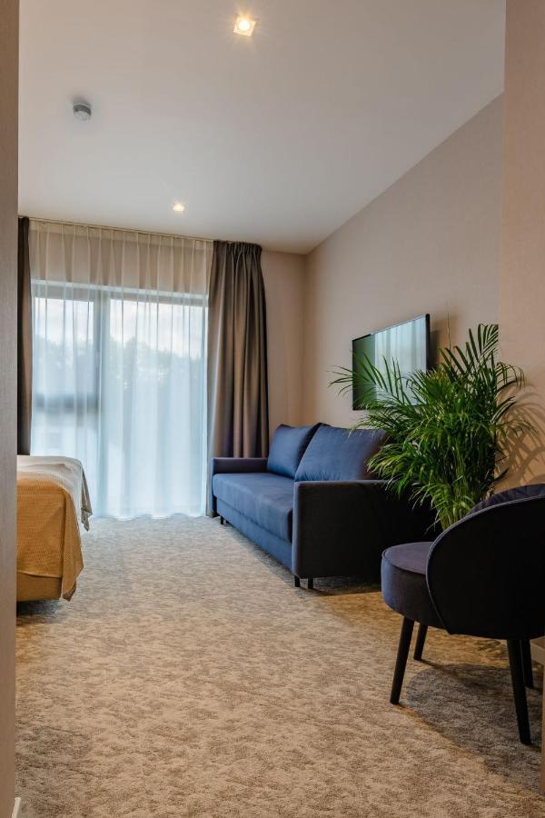 Hotel Odpocznia Resort I Las Jaracz エクステリア 写真