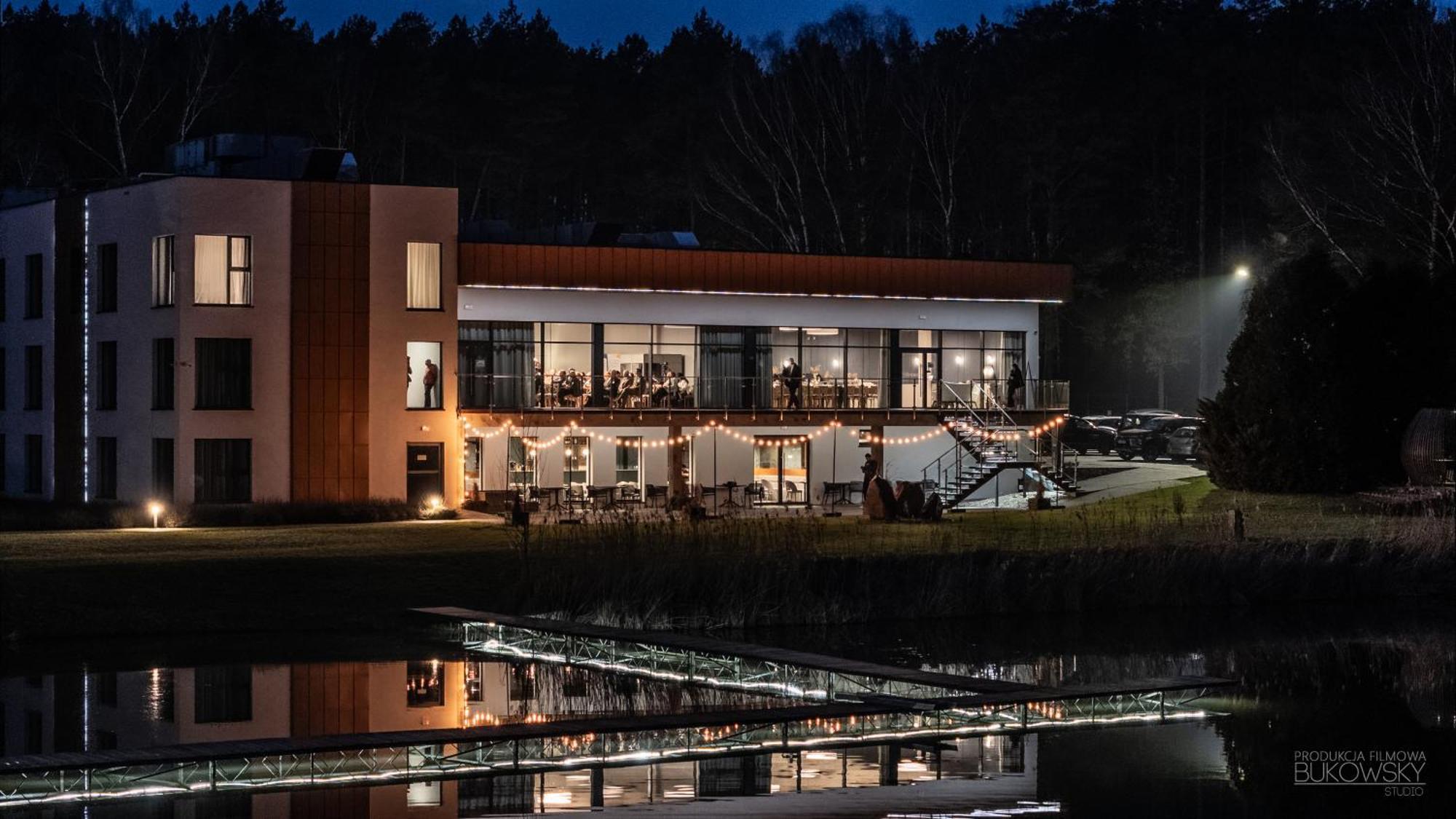 Hotel Odpocznia Resort I Las Jaracz エクステリア 写真